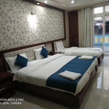 Hotel Sjr Varanasi Eksteriør billede